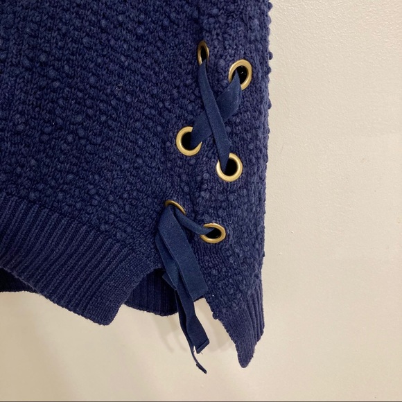 Navy blue sleeveless knitted top - Picture 3 of 5